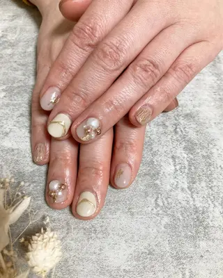 ネイル M`sプライベートサロン所属・Ｍ`s プライベートサロンのネイルデザイン