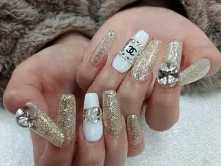 ネイル 河野ちえ (雑誌掲載サロン)のネイルデザイン