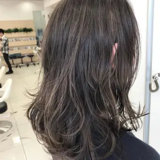 セミロング カラー Ash 山田 勇太のヘアスタイル