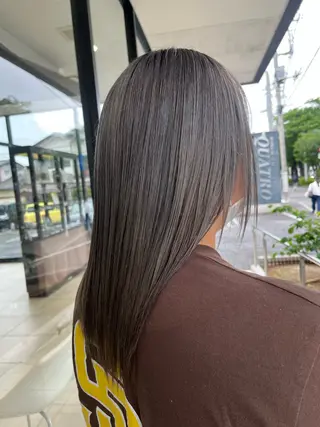 ミディアム hair and beauty QUATRO 赤塚店所属・QUATROカラー 予約‪のヘアスタイル
