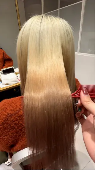 ロング ワタナベ モカ🦢ダブルカラーのヘアスタイル