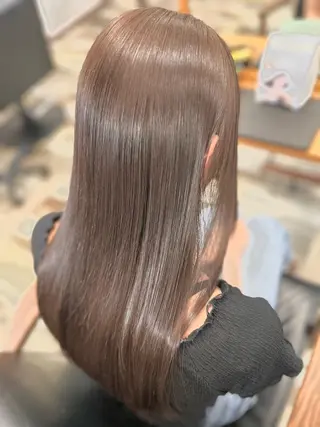 セミロング 小澤 日菜のヘアスタイル