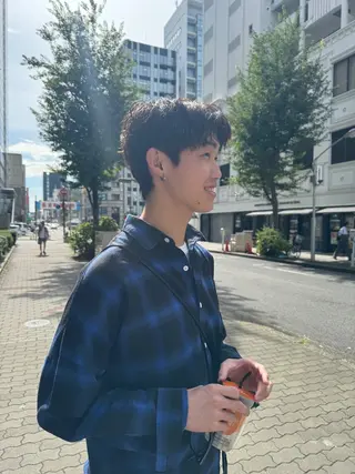 ショート パーマ 森田 鴻之介のヘアスタイル