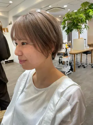 ショート 大迫 江梨のヘアスタイル