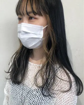 ロング レイヤーカット/ 透明感カラーmikuのヘアスタイル