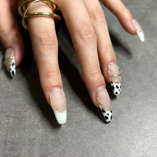 ネイル she nail studio所属・パラジェル/スカルプ salonOerbaのネイルデザイン