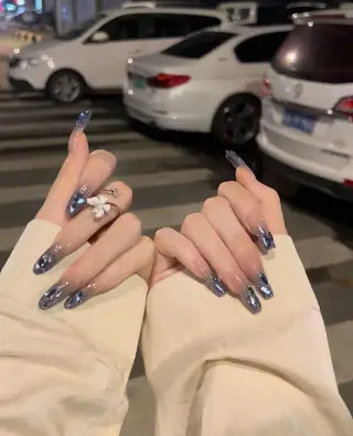 ネイル 吉田 美羽のネイルデザイン