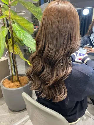 ロング カラー ムトウセイマ/艶髪 /艶ケアWブリーチのヘアスタイル