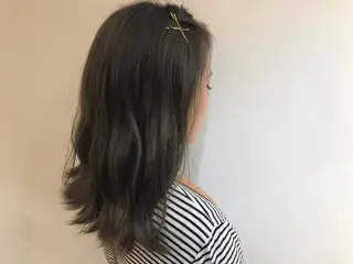 セミロング カラー ヒロミ/アレンジ/ アンニュイ/透け感のヘアスタイル