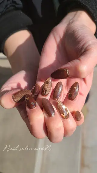 ネイル and Nのネイルデザイン