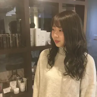ロング カラー しのはら まどかのヘアスタイル