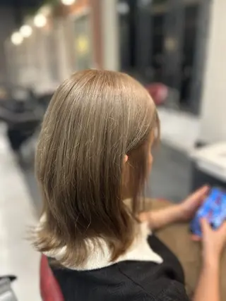 ミディアム カラー Wiz佐倉店所属・大谷 菜津美のヘアスタイル