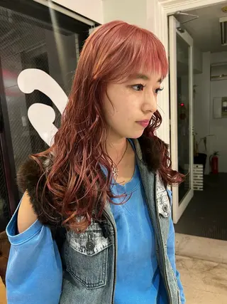 セミロング 💥ウルフカット デザインあんな💥のヘアスタイル