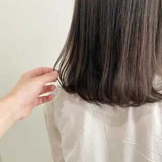 セミロング 川野 彩海のヘアスタイル