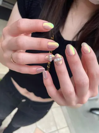 ロング カラー ヘアアレンジ キッズ ネイル マツエク・マツパ アイブロウ 福田 加奈のネイルデザイン