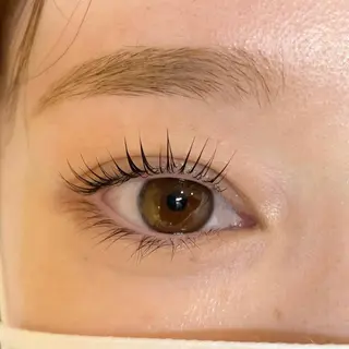 マツエク・マツパ Ravicils【ラヴィシル】所属・宮永あゆ まつげパーマ/美眉のマツエク・マツパデザイン