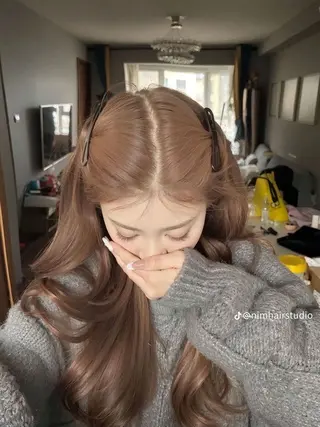 ロング カラー ヘアアレンジ ニュアンスカラー🧶 nanacoのヘアスタイル
