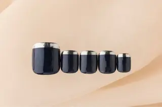 ネイル VINGT NAIL みなとみらい馬車道所属・千葉 朱莉のネイルデザイン
