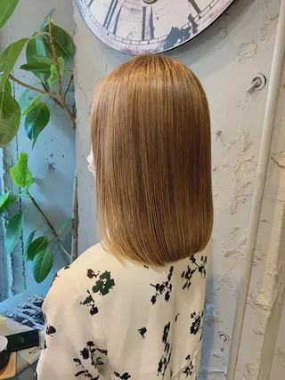 ミディアム ハイライト／レイヤー 木下翔太のヘアスタイル