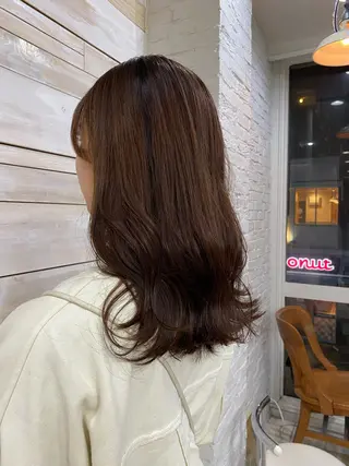 ミディアム 宮川 愛美のヘアスタイル