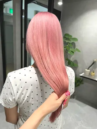 セミロング カラー 🦩暖色ハイトーン 🦩Mioのヘアスタイル