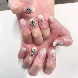 ネイル Kira-ra所属・Kira-ra💎 KIRARIのネイルデザイン