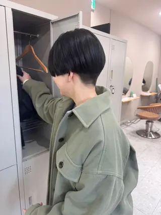 ショート 髪質改善＆ハイトーンカラー Cica神戸三宮元町店所属・福田 美波のヘアスタイル