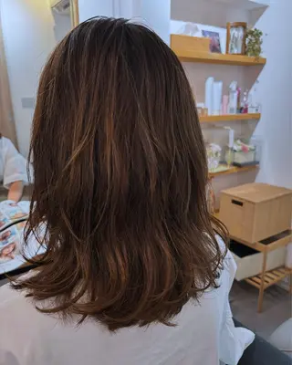 セミロング カラー パーマ 溝口 優希のマツエク・マツパデザイン