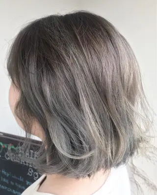 ミディアム 大嶋 宏隆のヘアスタイル