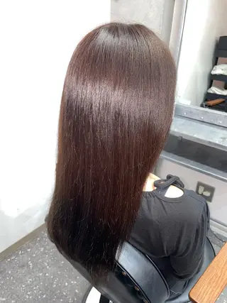 セミロング 半個室サロンyoures hair 髪質改善トリートメント東新宿店所属・榊原竜弥 髪質改善/美髪作りのヘアスタイル