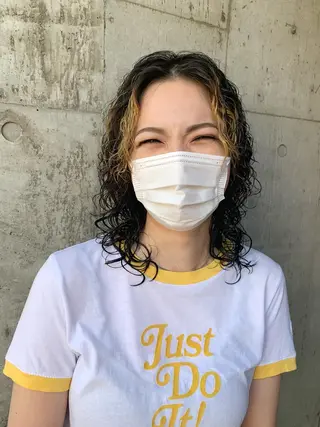 ミディアム ハイトーンNo.1✨ パーマ✨イマイタツヤのヘアスタイル