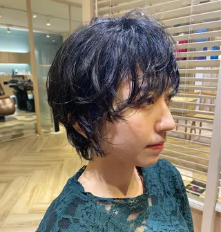 パーマ BiBi 藤野あゆみのヘアスタイル