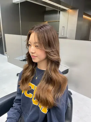 ロング iki omotesando所属・mizuki🩶 バレイヤージュのヘアスタイル