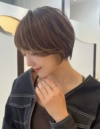 ショート カラー 似合わせショート/ ハイライト/我如古のヘアスタイル