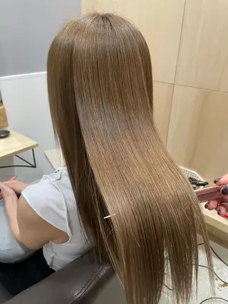 ロング カラー miloc那覇 MIKUのヘアスタイル