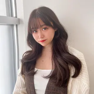 ロング 韓国ヘア レイヤーカットのヘアスタイル