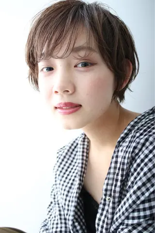 ショート パーマ 透明感・艶カラー/ 坂田友梨奈のヘアスタイル