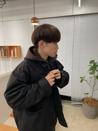 ショート カラー メンズ 【ブリーチ特化】 イマダナツミのヘアスタイル