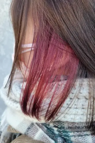 カラー 安永 結菜のヘアスタイル