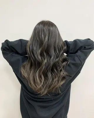 ロング カラー レイヤー×縮毛矯正 深見 拓のヘアスタイル