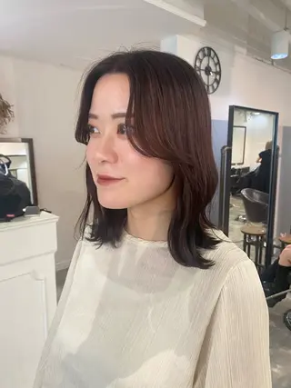 ミディアム CHIBA/マンツー マン/艶髪と透け感のヘアスタイル