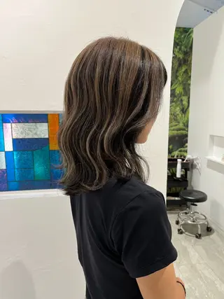 ミディアム femme所属・femme YUIのヘアスタイル