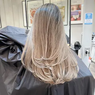 セミロング カラー ヘアアレンジ アンドウ ユウ/ レイヤーカット/韓国のヘアスタイル