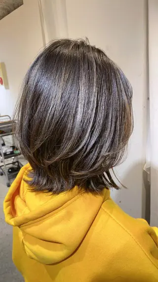 ミディアム ブリーチ ツイスパ フクヤマシンのヘアスタイル