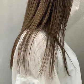 ミディアム カラー 🌱小顔魅せカット 透明感カラー/泉綺のヘアスタイル
