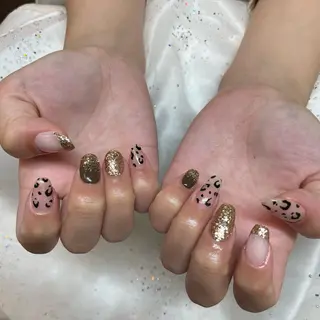 ネイル 金井 奈々のネイルデザイン