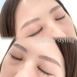 アイブロウ URARA 【lazo】のマツエク・マツパデザイン