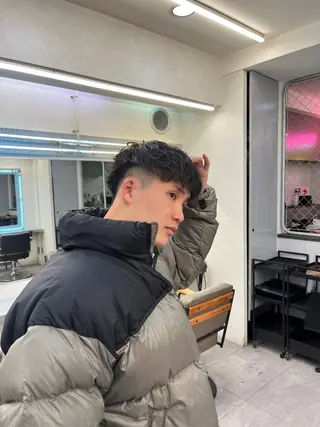 ショート パーマ L.O.GSHIBUYA所属・酒井 隆斗のヘアスタイル