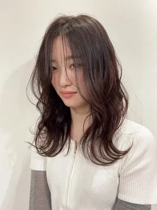 セミロング カラー merc.🌿✨ いとうりかのヘアスタイル