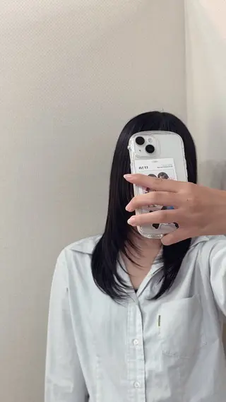 ミディアム ナリモト ユキノのヘアスタイル
